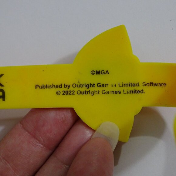 LOL Surprise Girls Yellow Rubber Wristband Bracelet MGA Entertainment - Picture 4 of 6